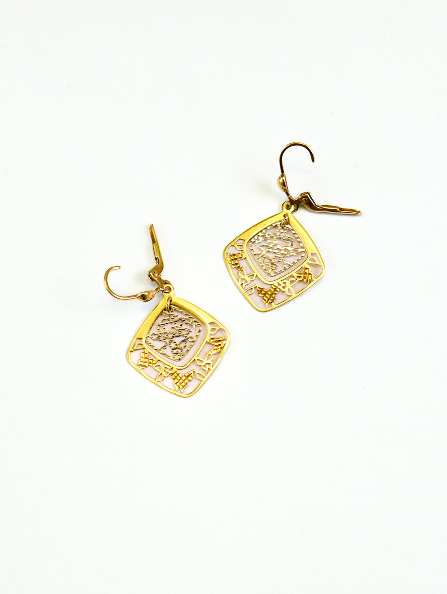 Aretes Cuadrados Mariposa